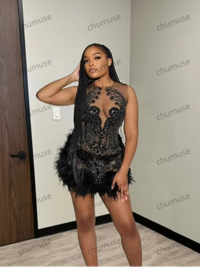 فستان قصير للحفلات الراقصة باللون الأسود الماسي مع خرز فاخر وريش كريستالي وحفلات أعياد الميلاد وحفلات الكوكتيل وحفلات العودة للمدرسة