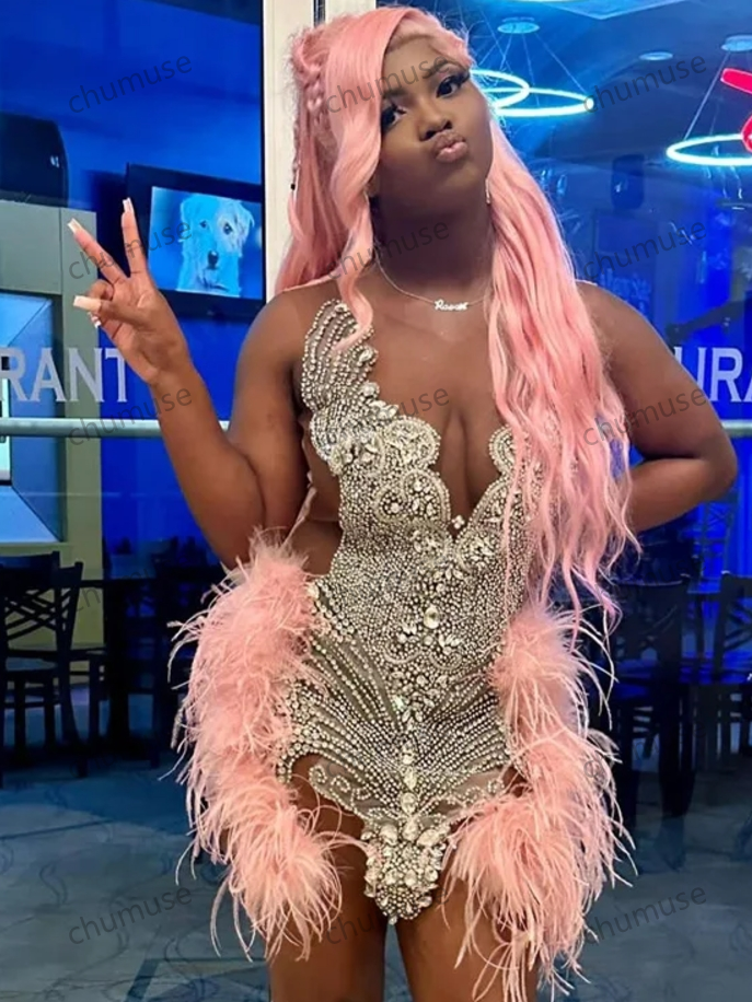Robe de bal courte rose scintillante en cristal pour fille noire, robe de cocktail senior à strass scintillants, robe d'anniversaire à plumes