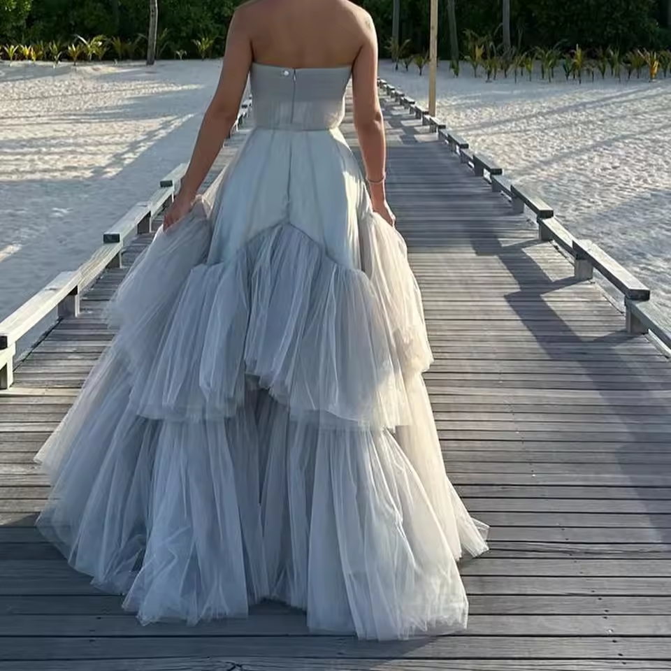 Customized Saudi Arabia Evening Dress Exquisite Tiered Tulle Sparkly Crystal Party Gowns Sweep Train Zipper Back Prom Dresses