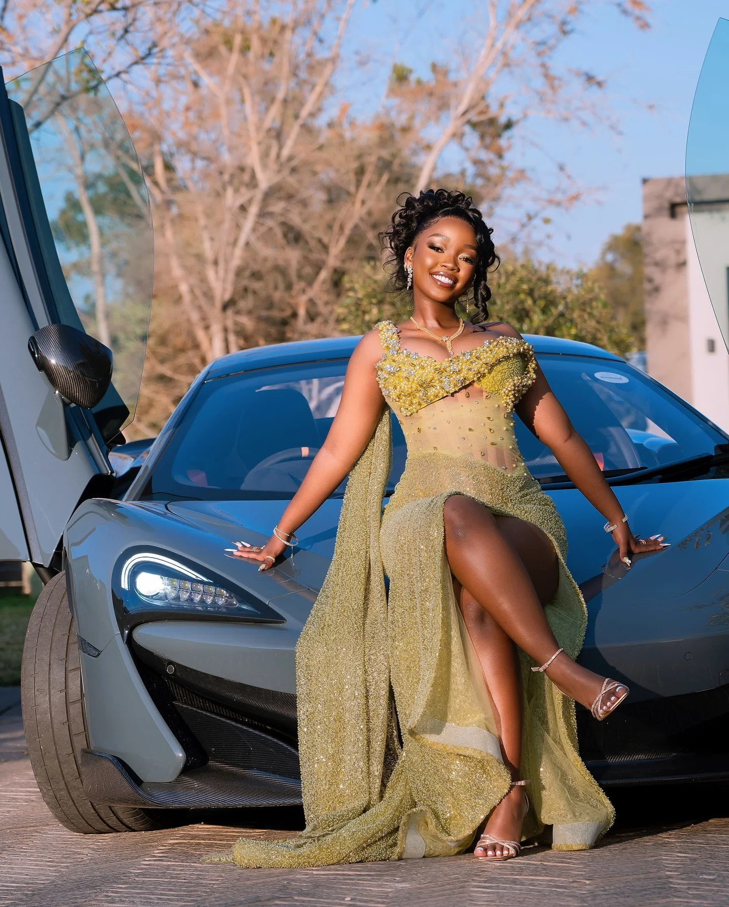 Pretty Yellow Beaded Sequins Prom Dresses Black Girls Formal Evening Gown One Shoulder Slit Celebrity Party Dress Custom Made