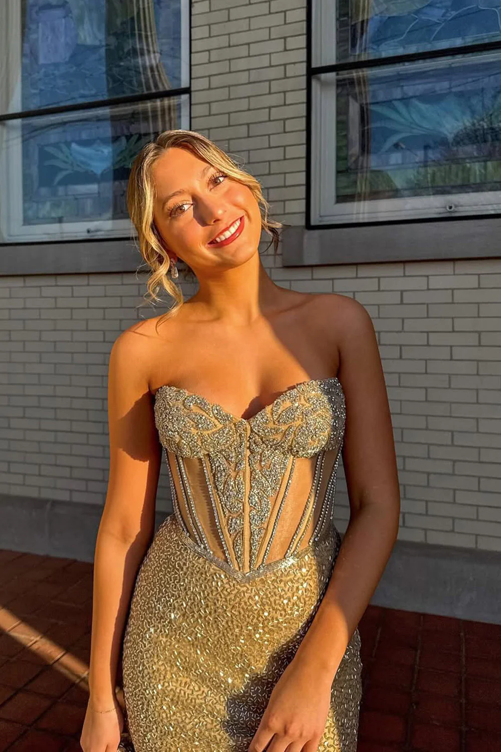 Charming Mermaid Sweetheart Gold Sequins Slit Prom Dress with Beading
