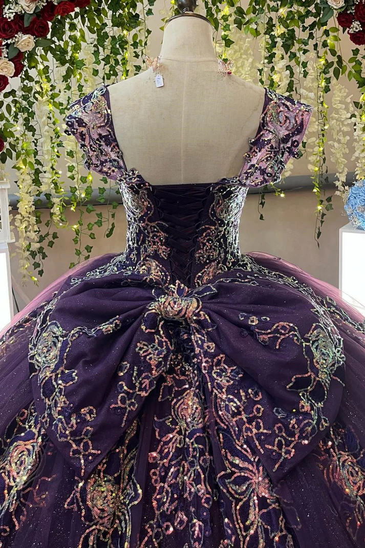 V Neck Straps Sleeveless Sequins Appliques Bow Knot Purple Sweet 15 Quinceañera Dress