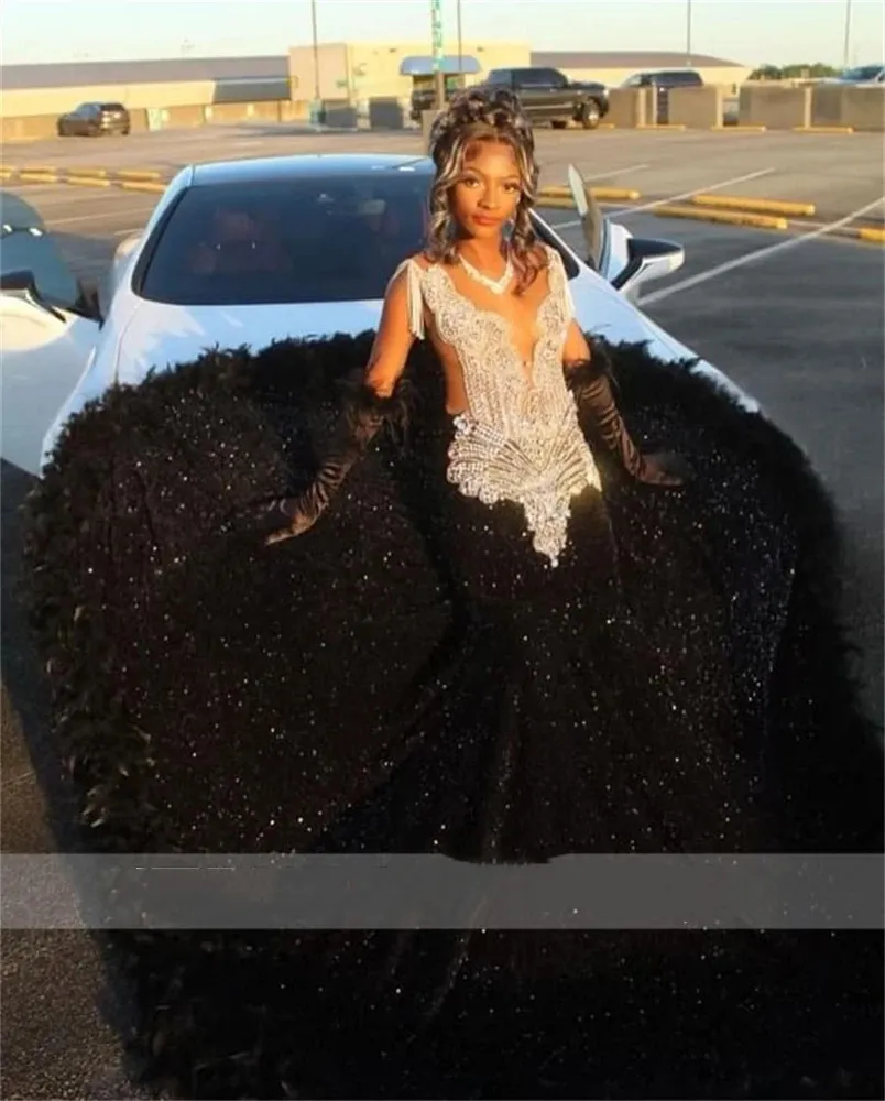 Robe de bal sirène longue et élégante à paillettes noires pour filles noires avec plumes, paillettes scintillantes, perles et pompons, robes de fête d'anniversaire