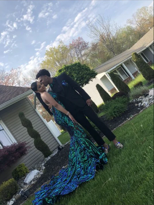 Superbe robe de soirée longue dos nu style sirène