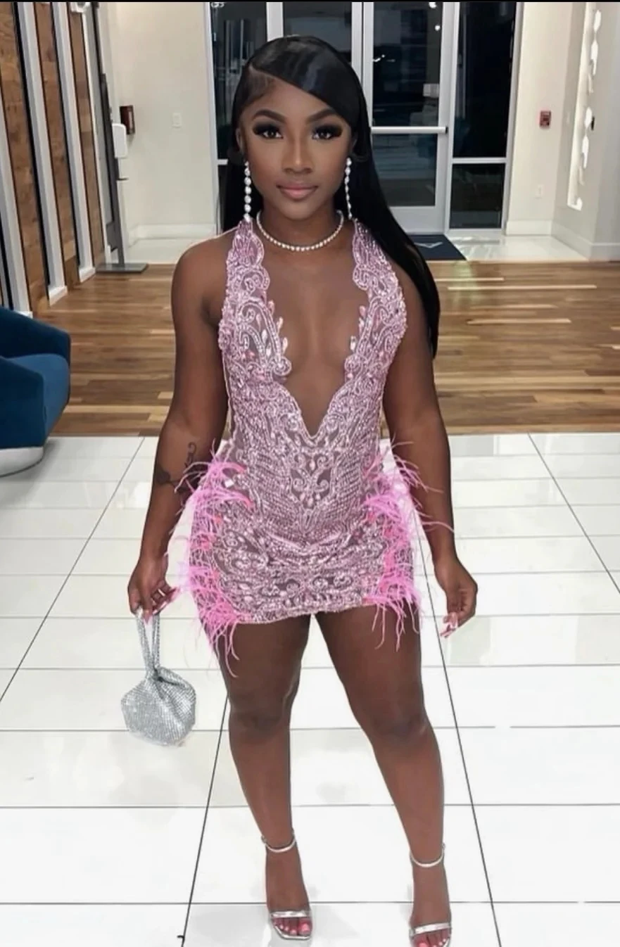 Robe de bal courte rouge sexy en plumes transparentes et diamants, robe de fête d'anniversaire noire pour filles, mini robe de cocktail africaine, retour à la maison