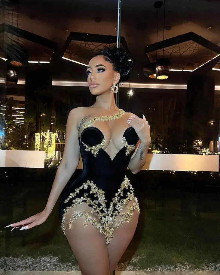 Robe de soirée courte en velours noir pour femme, tenue de cocktail, avec des appliques en cristal doré, en maille transparente, pour anniversaire, pour reine