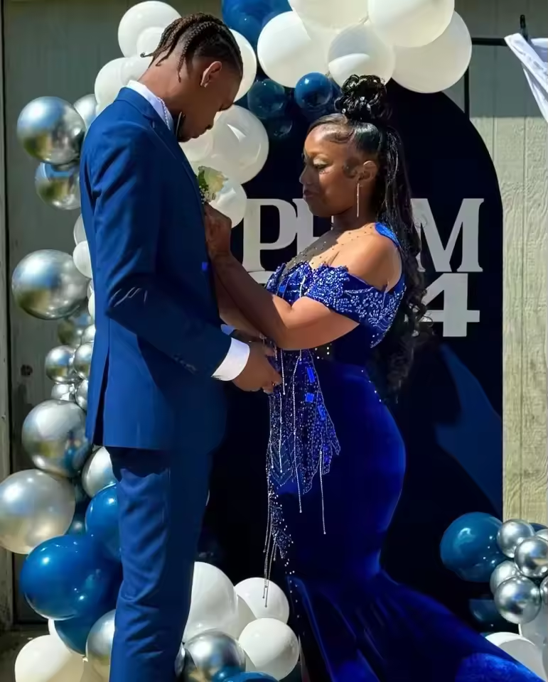 Royal Blue Long Velvet Prom Dresses For Black Girl Bead Crystal Rhinestone Evening Dress 2025 Birthday Luxury Dresses Customized