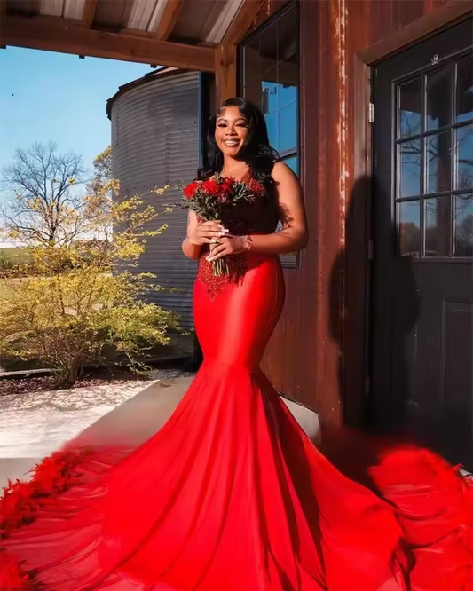 Sparkly Red Crystal Rhinestones Mermaid Prom Dress 2025 Black Girl With Feathers Diamond Birthday Party Evening Dress Customized