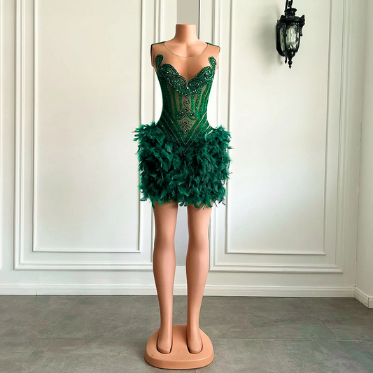Vestido curto de festa de aniversário para meninas negras de luxo real, vestido formal verde esmeralda com penas para mulheres