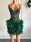 Vestidos de fiesta formales de lujo para niñas negras, color verde esmeralda, con plumas, para mujer, vestido de graduación corto 