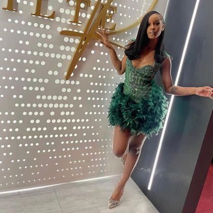 Real Luxury Black Girls Formal Occasion Birthday Party Dresses Emerald Green Feather Women Short Prom Dress