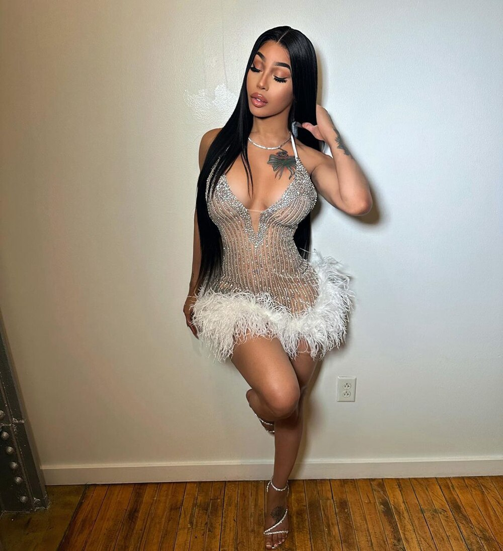 Vestidos de fiesta cortos transparentes para mujer, sexys, para cóctel, cumpleaños, formales, de lujo, con cuentas blancas, plumas negras, para graduación 