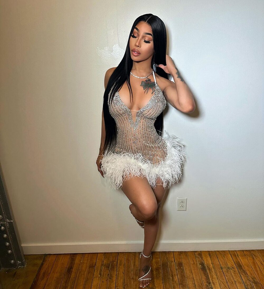 Vestidos de fiesta cortos transparentes para mujer, sexys, para cóctel, cumpleaños, formales, de lujo, con cuentas blancas, plumas negras, para graduación 