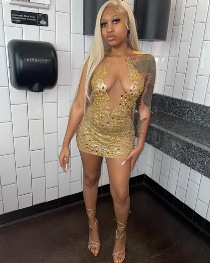 فساتين حفلات نسائية مرصعة بالألماس الذهبي، برقبة شفافة، مزينة بالخرز، مناسبة لأعياد الميلاد 