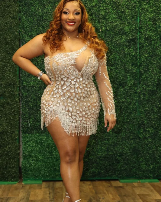 فساتين كوكتيل بمقاسات كبيرة بكتف واحد وفساتين حفلات قصيرة للنساء لحفلات أعياد الميلاد مزينة بخرز كريستالي