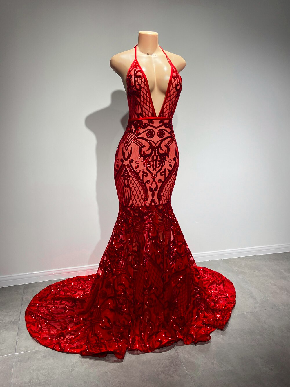Vestido de fiesta largo y sexy estilo sirena con cuello halter, sin espalda, con lentejuelas rojas brillantes y negro, para niñas, vestidos de gala para graduación 