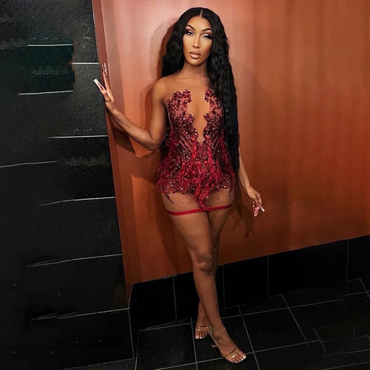 Vestidos de fiesta cortos transparentes negros sexys para chicas, para fiesta de cumpleaños, con lentejuelas brillantes y plumas, vestidos de cóctel mini rojos personalizados para mujeres. 