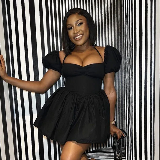 Vestido curto tomara que caia com manga bufante e ombro de fora para mulheres, preto, gola redonda, justo, moda verão, festa, roupa de balada