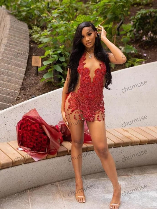 Vestidos de fiesta cortos con cuello halter rojo y cuentas negras para niñas con cristales y diamantes de imitación 