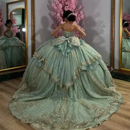 Vestidos de quinceanera verdes com cristais, miçangas douradas, apliques de renda, laços, vestidos de 15 anos, festa de aniversário, Sweet 16, vestido personalizado