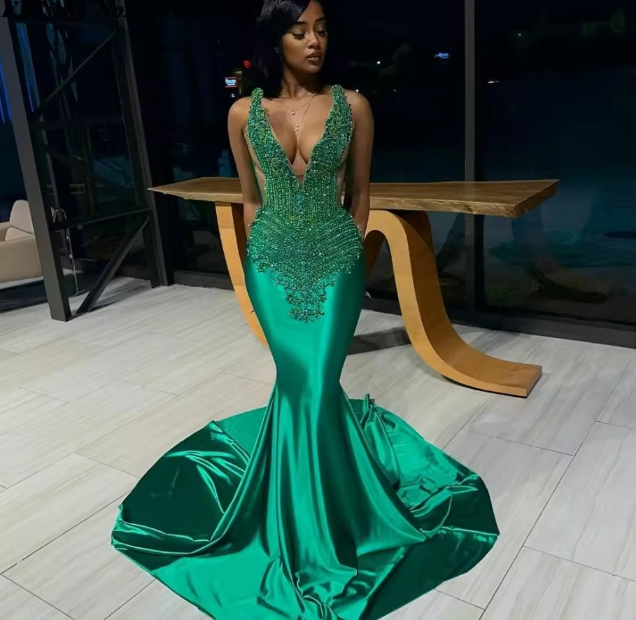 Customized Shiny Dark Green African Prom Dress For Black Girls Diamond Crystal Beaded Mermaid Formal Party Gown