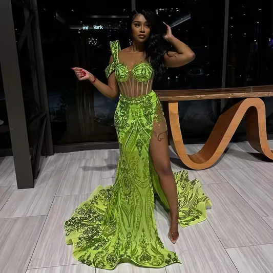 Sparkly Sequined Mermaid Prom Dresses Lace Evening Dress Side Split Sheer Jewel Neckline Special Occasions Dress