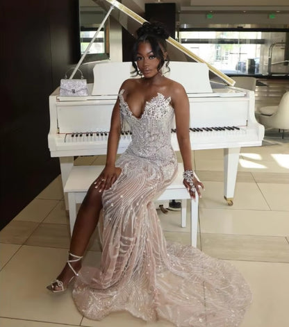 Customized Luxury White Cocktail Dresses African Girls Appliqued Rhinestone Beaded Prom Dresses High Slit Sheath Tassel Gowns