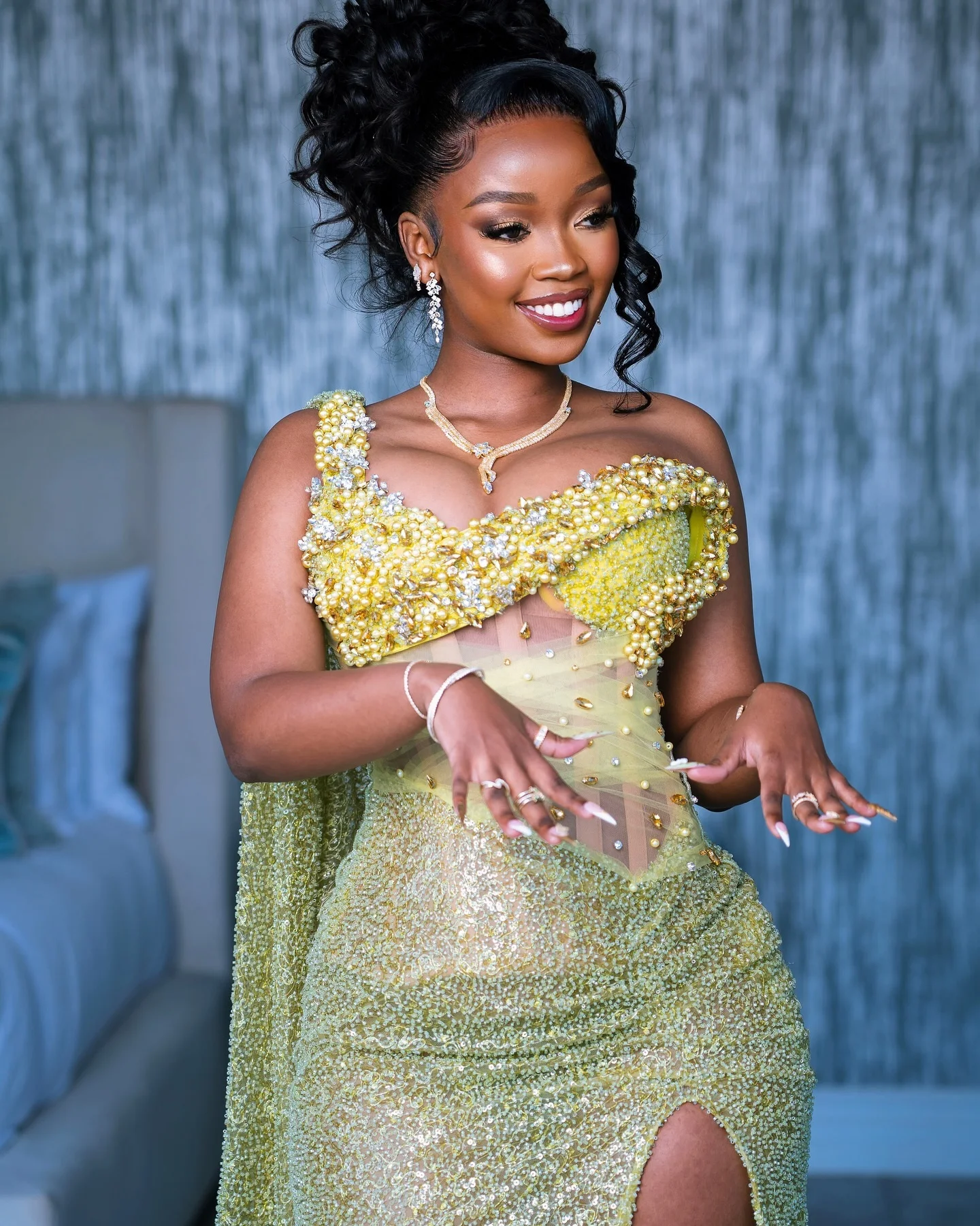 Pretty Yellow Beaded Sequins Prom Dresses Black Girls Formal Evening Gown One Shoulder Slit Celebrity Party Dress Custom Made