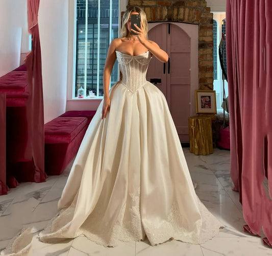 lvory Satin Wedding Dress Basque Waist A Line Long Bridal Gowns Bone Tight Bride Dresses 2025 Customized vestido de novia