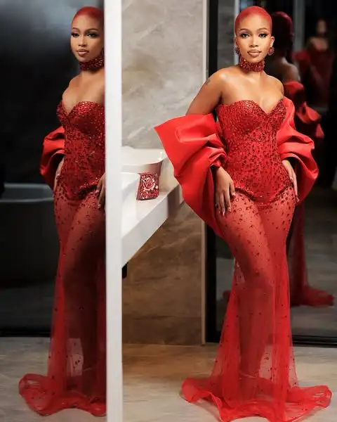 Luxury Sparkle Rhinestone Illusion Long Evening Dresses With Bow Bicep Cape Sexy Sweetheart Beaded Formal Party Dress Prom Gowns