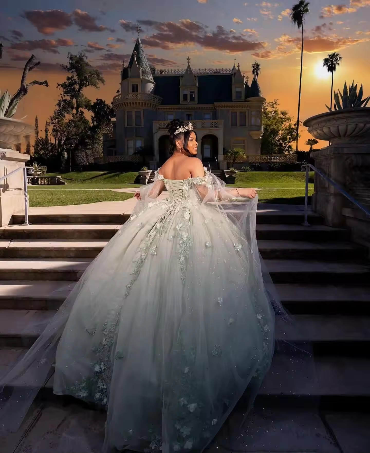 2025 Princess Ball Gown Off Shoulder Quinceanera Prom Evening Formal Dresses with Cape Retro Wedding Sweet 16 Girl Dress Cheap