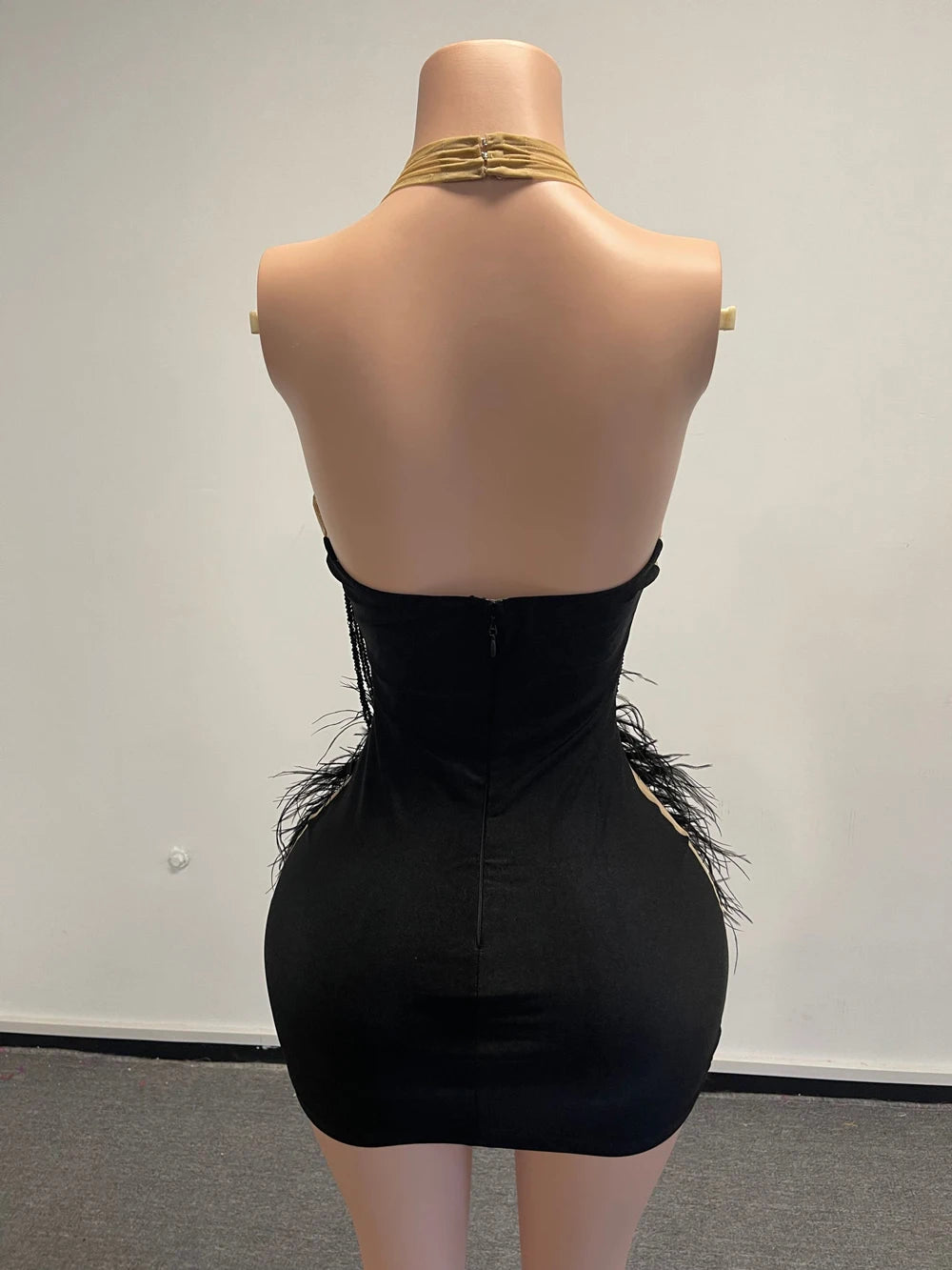 Luxury Beaded Tassels Short Formal Prom Party Dress 2025 Sexy Halter Black/Green Feathers African Women Birthday Gown Customized