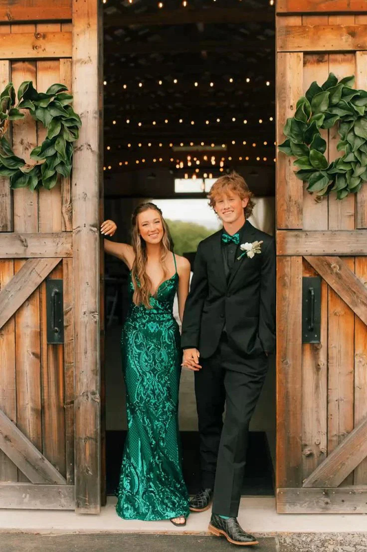 Charming Mermaid V Neck Green Sequins Lace Long Prom Dress with Lace-up