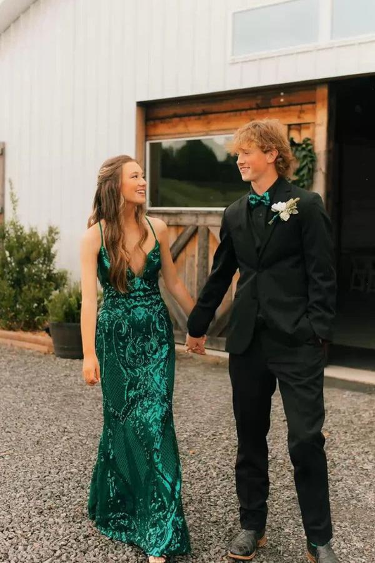 Charming Mermaid V Neck Green Sequins Lace Long Prom Dress with Lace-up