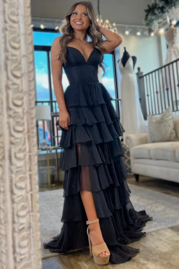 Elegant A-Line V Neck Spaghetti Straps Sleeveless Pleated Chiffon Tiered Prom Party Dress High Side Slit and Train Evening Formal Gown