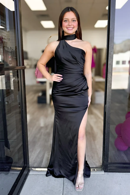 Elegant Sheath Halter Sleeveless Ruched Pleated High Side Slit and Train Evening Gown Formal Prom Dress Cocktail Gown