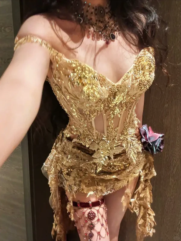 Golden A Line Straps Exquisite Sequin Short Homecoming Dress