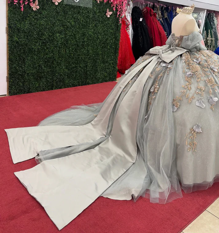 Luxury Glittery Tulle Sweetheart 3D Flowers Sweet 16 Quinceanera Dresses with Bowknot