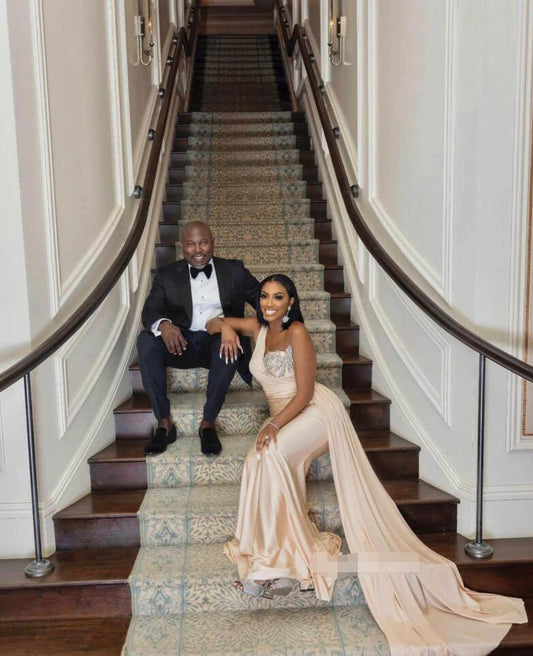 Vestidos de dama de honor modestos color champán, un hombro, sin mangas, sirena, satén de seda, vestidos de dama de honor para boda