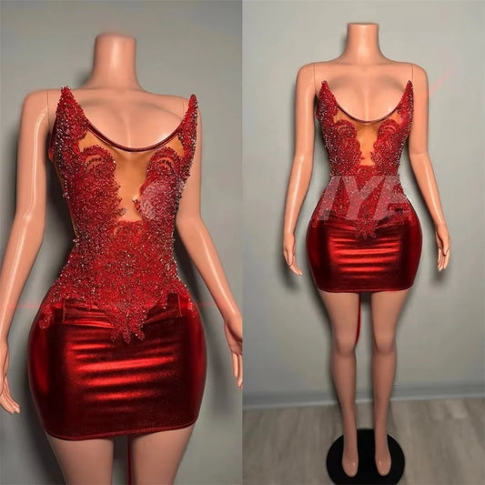 Stunning Strapless Red Mini Cocktail Prom Dresses Beaded Rhinestones Homecoming Dress Black Girls Birthday Party robe de bal