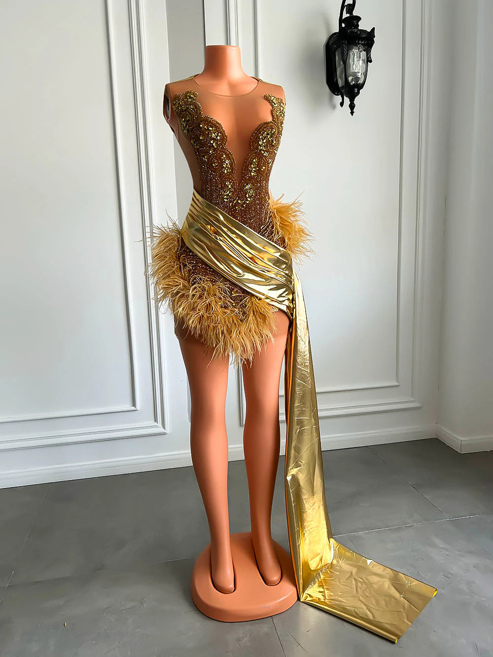 Vestidos de cóctel formales de lujo con diamantes dorados y transparentes, negros, cortos y con plumas para niñas, para fiesta de graduación y cumpleaños. 