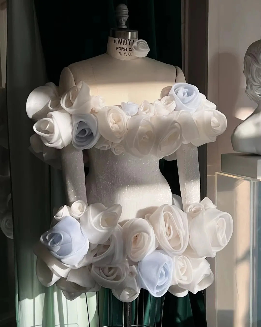 3D Floral Dress Woman Handmade Flowers Short Prom Party Dresses Sequined White Ivory Rose Sleeve Birthday Bridal Dress Custom