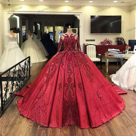 Lindos vestidos vermelhos de quinceanera com mangas compridas e apliques de renda, vestido de baile brilhante para 16 anos, vestido de princesa para 15 anos