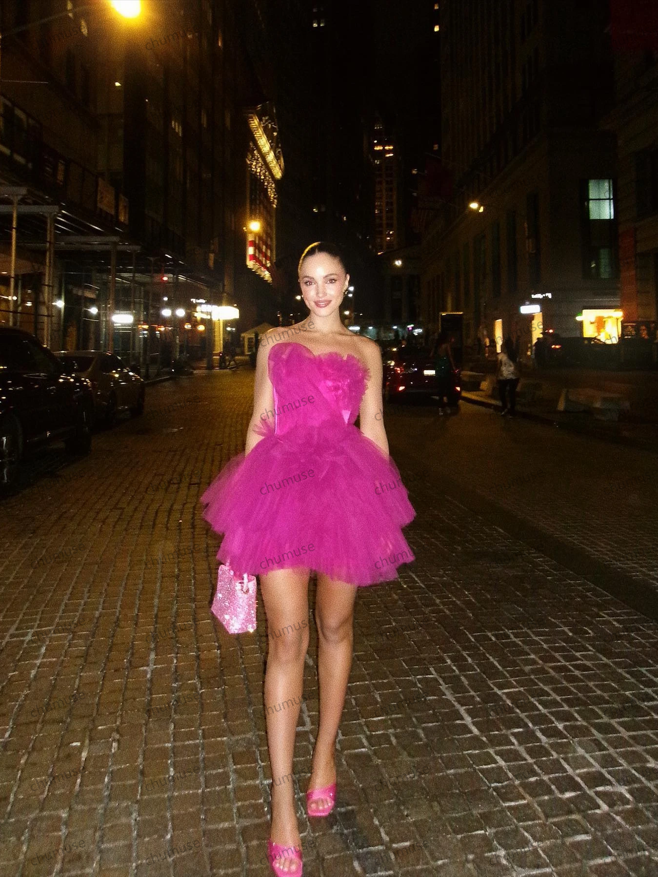 فستان قصير من التول للحفلات الراقصة بدون حمالات منتفخ للغاية مقاس كبير مصنوع حسب الطلب للنساء، فستان كوكتيل قصير الطول لحفلات أعياد الميلاد