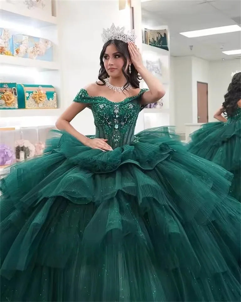 New Design Emerald Green Quinceanera Dress Ball Gown Bead Crystals Ruffles Tiered Birthday Dress Vestidos De 15 Años Customized
