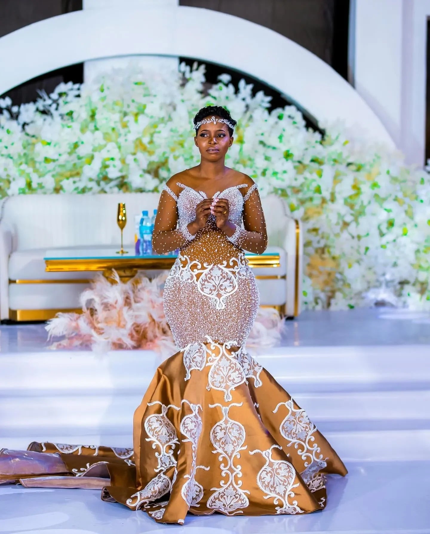 Aso Ebi Plus Size Gold Mermaid Wedding Dresses Lacefull Full Sleeves Lace Crystals Bridal Gowns Dress Vestidos De Novia