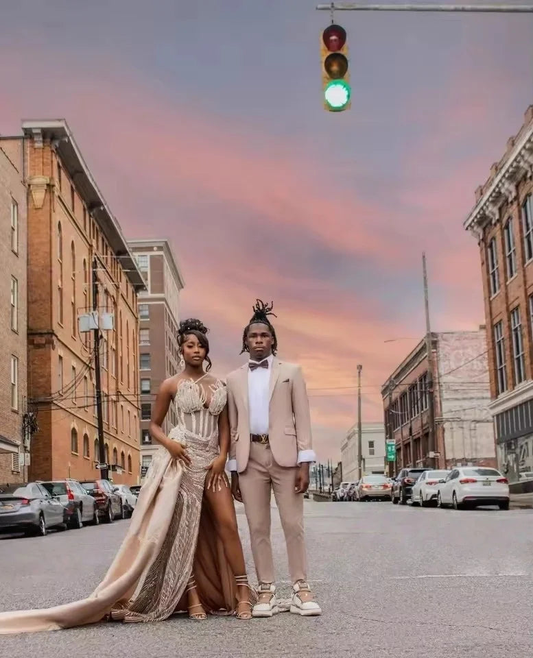 Champagne O Neck Long Prom Dress For Black Girls Bead Appliques Birthday Party Gowns Sequined Evening Dresses 2025 Customized