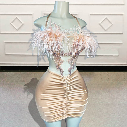 Vestidos de fiesta cortos y sexys con transparencias para fiesta de cumpleaños, de lujo, con plumas de diamante y terciopelo, para mujer, minivestidos de cóctel hechos a medida.