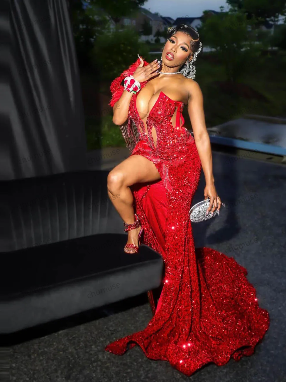 Vestidos de baile sereia sensuais com lantejoulas, decote sexy, penas, borlas, costas com amarração, vestido de noite sereia, vestido de festa formal Aso Ebi