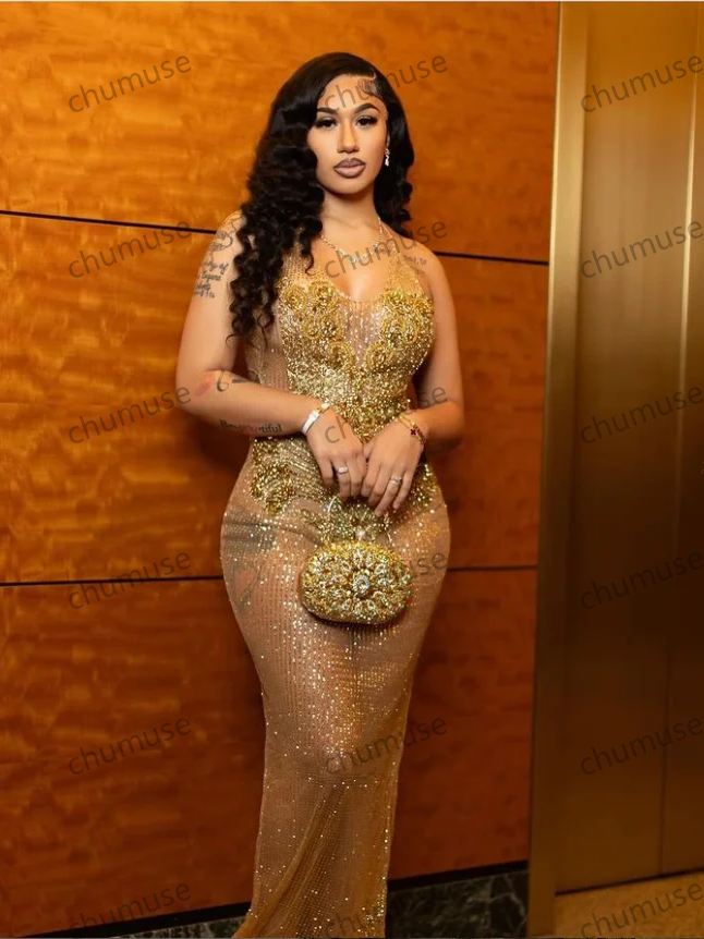 فساتين حفلات أعياد الميلاد المثيرة للفتيات السود مزينة بأحجار الراين والترتر، بتصميم التول 